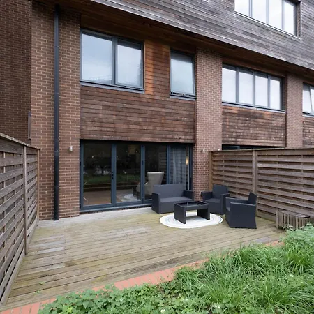 The Concord Modern 1 Bedroom Apartments Brentford Exterior photo
