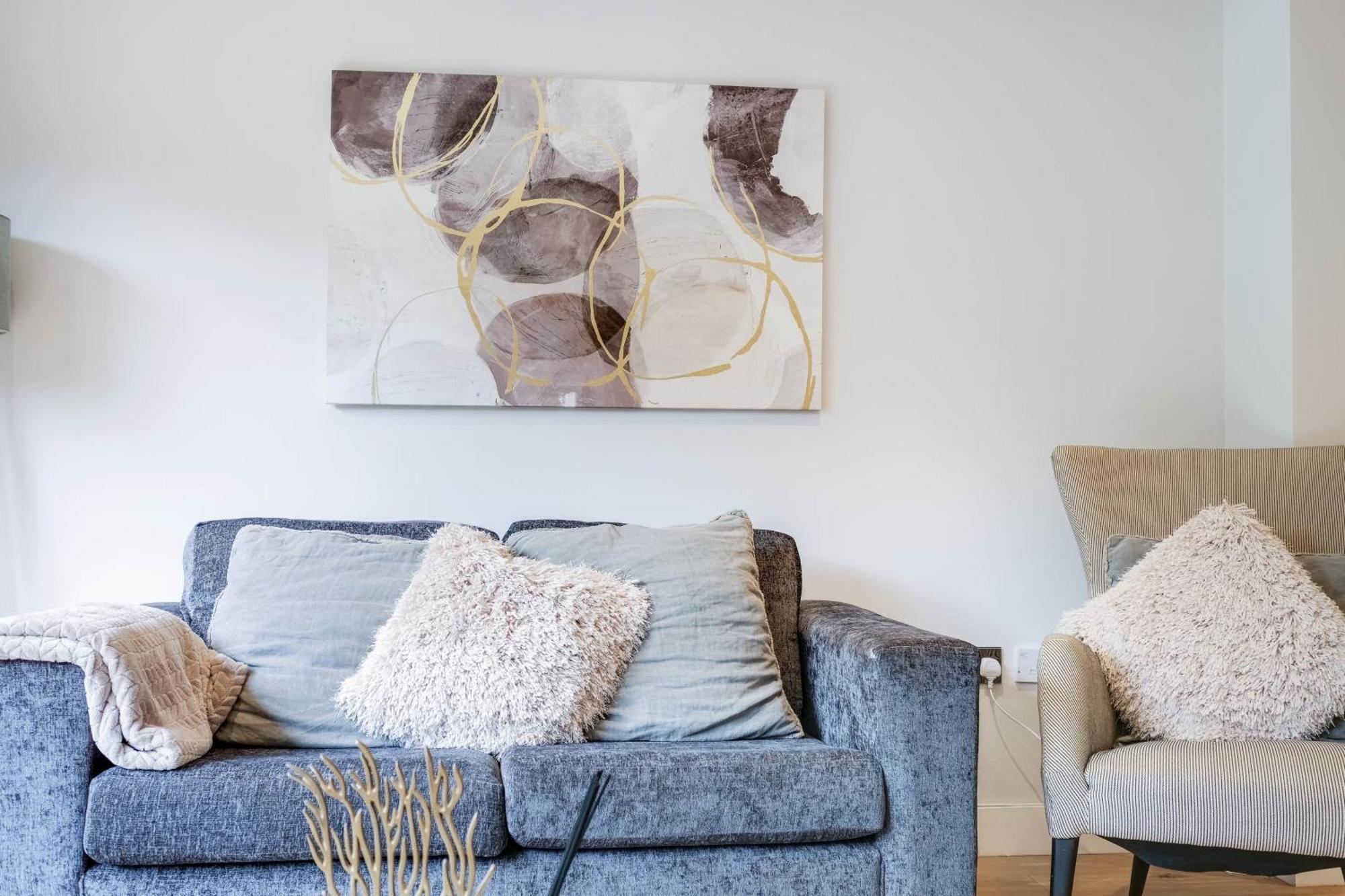 The Concord Modern 1 Bedroom Apartment *