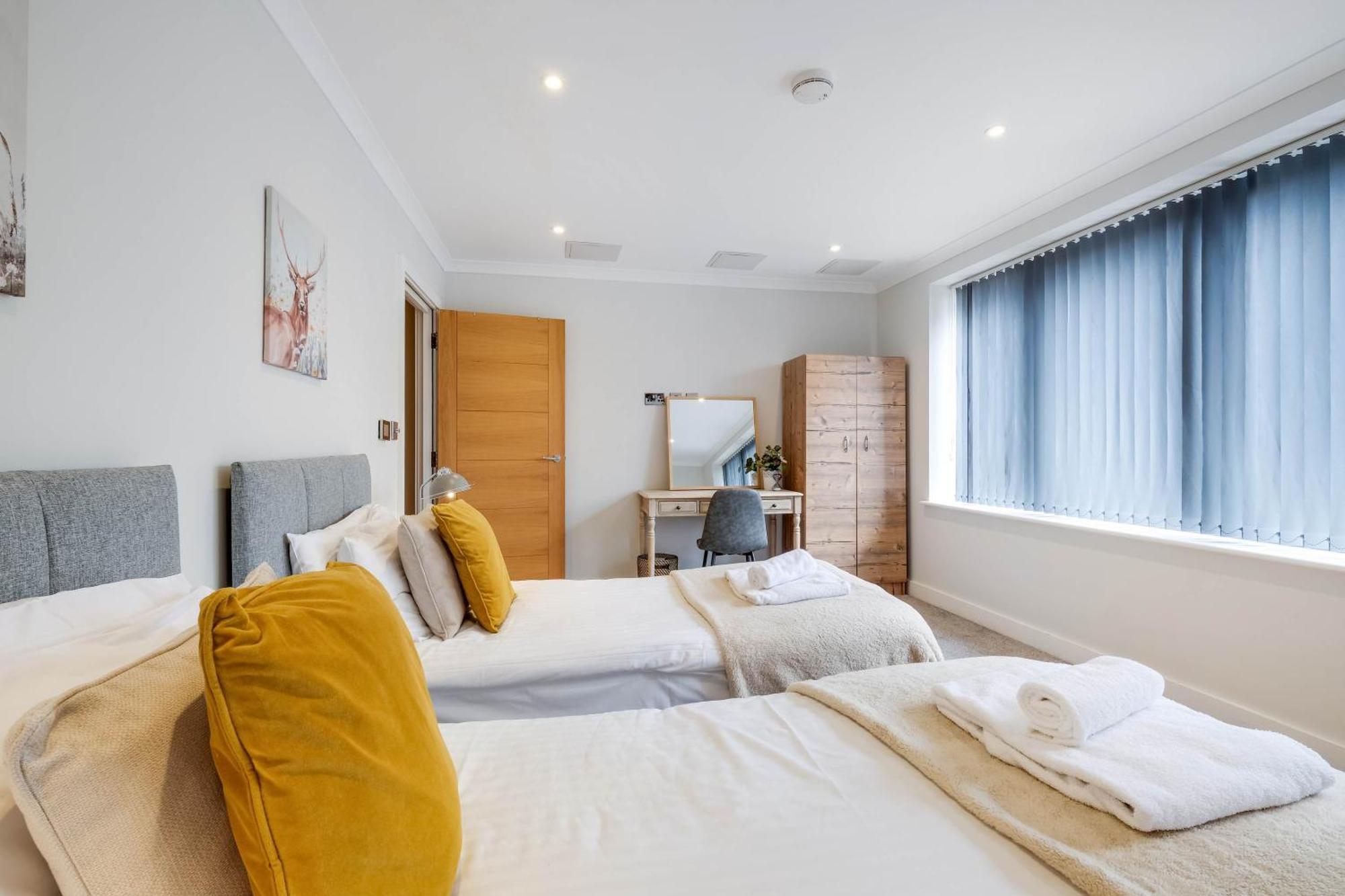 The Concord Modern 1 Bedroom Brentford