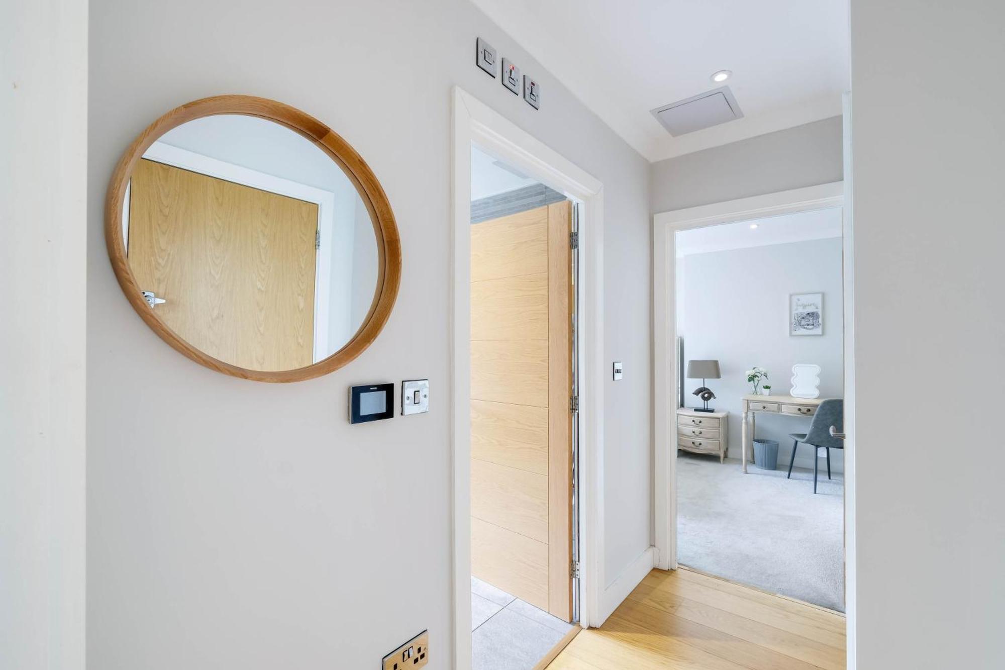 The Concord Modern 1 Bedroom *