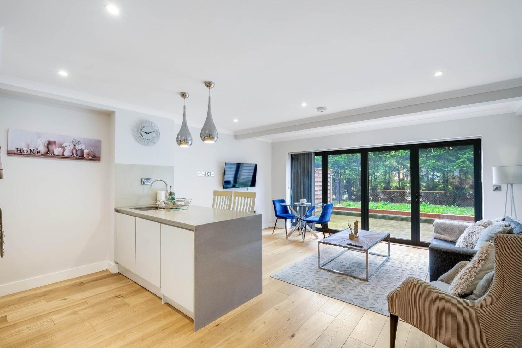 The Concord Modern 1 Bedroom Brentford