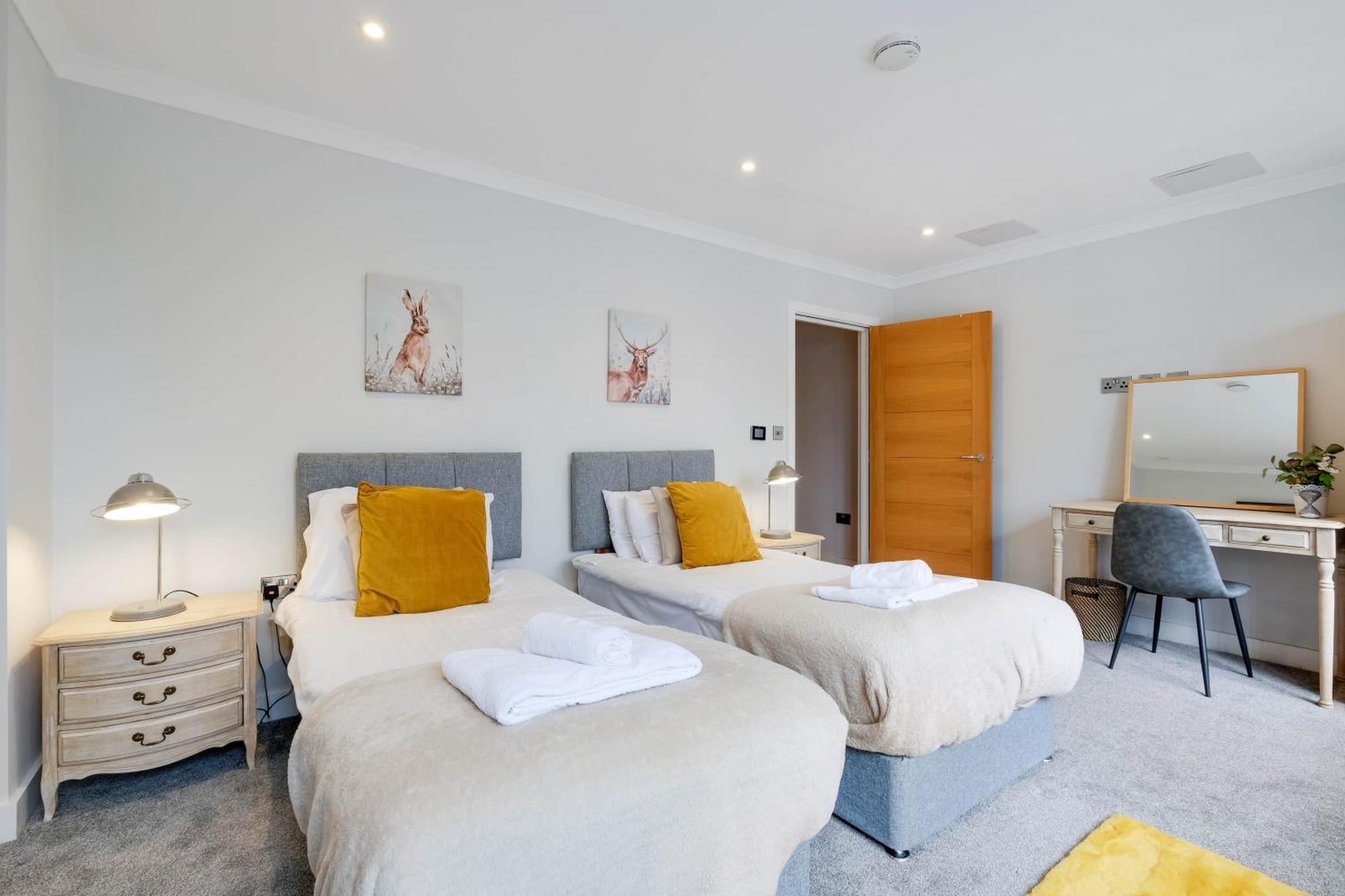 The Concord Modern 1 Bedroom Brentford