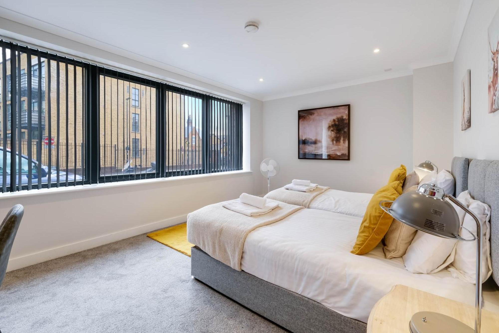 The Concord Modern 1 Bedroom Apartment *