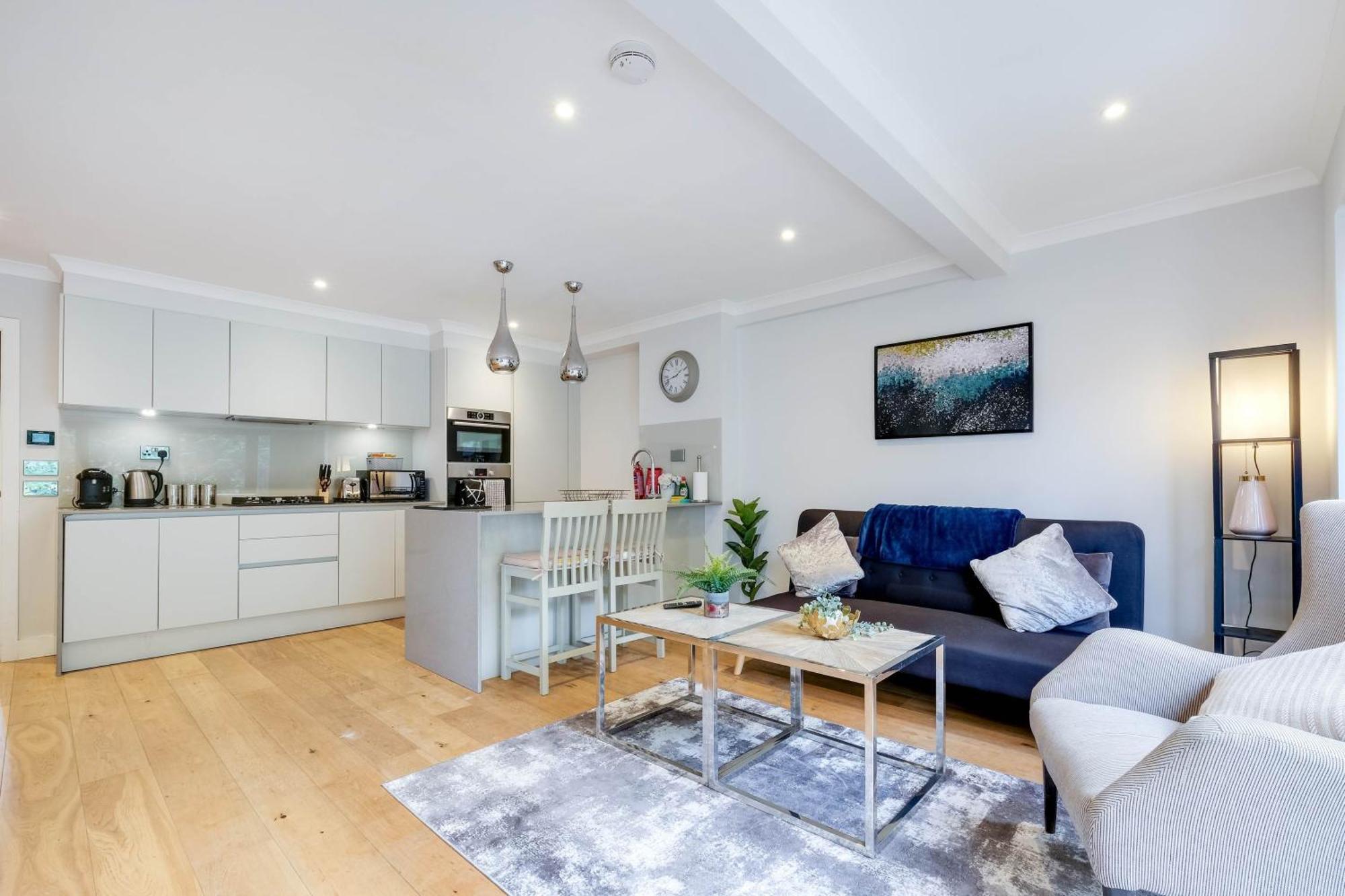 The Concord Modern 1 Bedroom Brentford