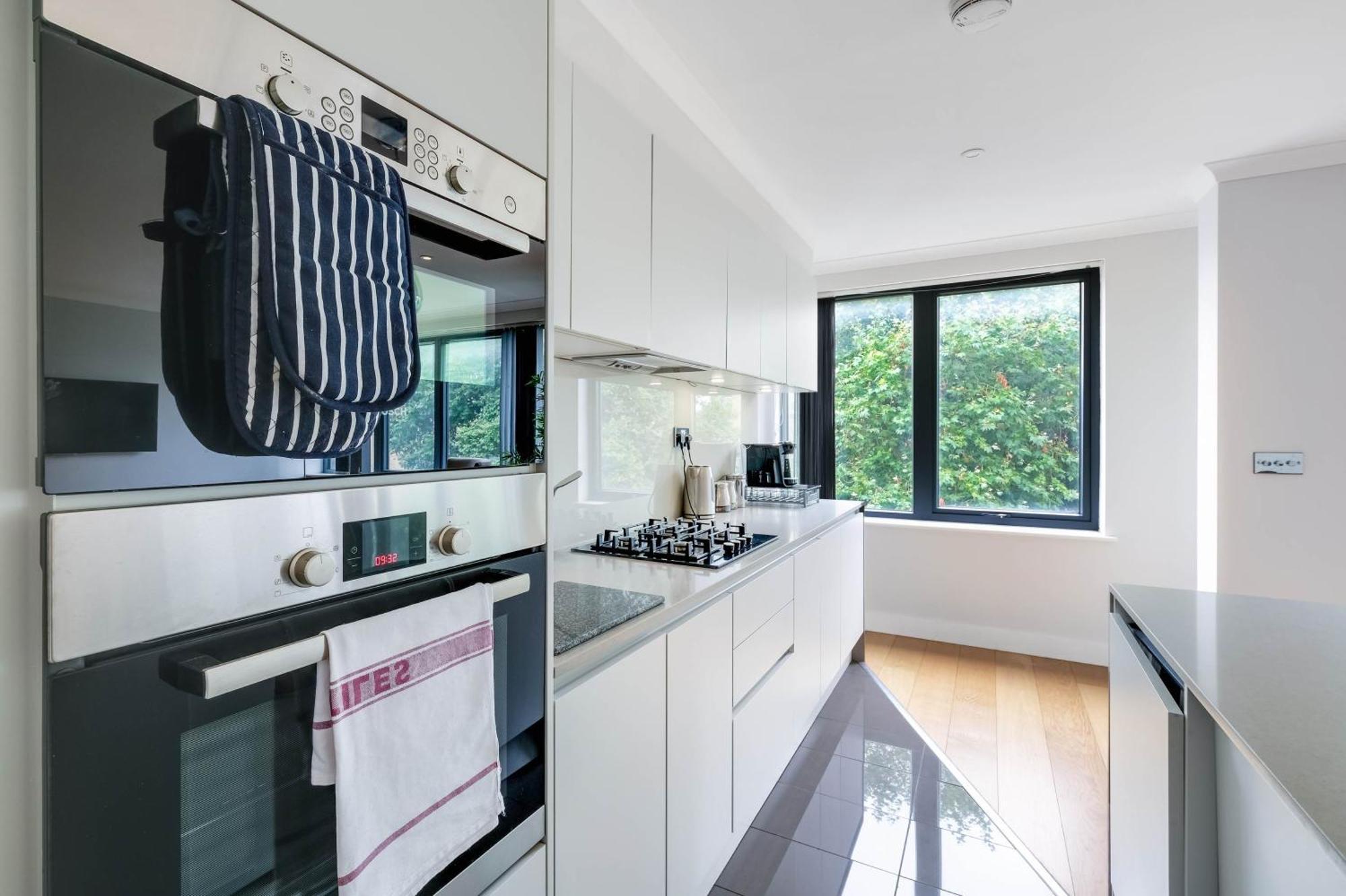 The Concord Modern 1 Bedroom Apartment